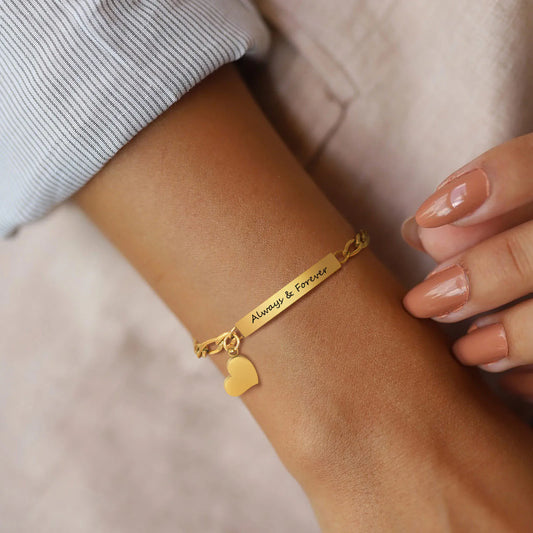 Bracelet Femme Personnalisé - Barre Prénom Gravé Cœur